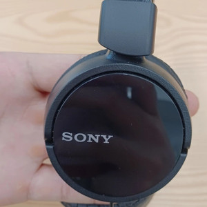 소니 유선 헤드폰 mdr-zx110ap