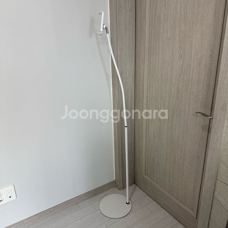스마트폰 태블릿 자바라 스탠드 거치대 화이트--0