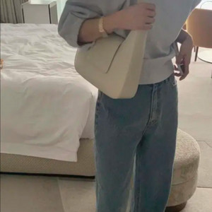 메이비베이비 디어리스트 맨투맨 반팔