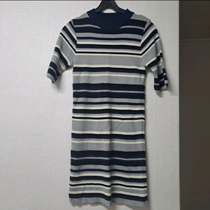 폭닥폭닥 줄무늬 니트 원피스 / 스트라이프 반팔 니트