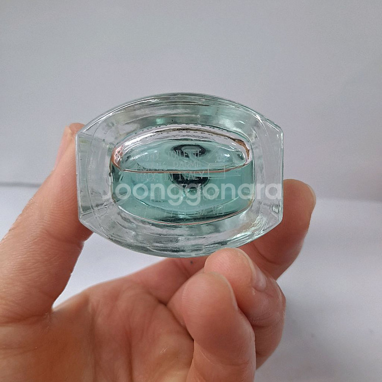 페라리 라이트 에센스 오드뚜왈렛 40ml 0721--2