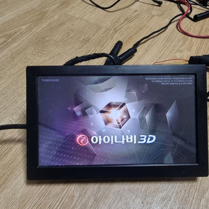 8인치 아이나비3D . RS. 매립 본체만. 깨끗함.