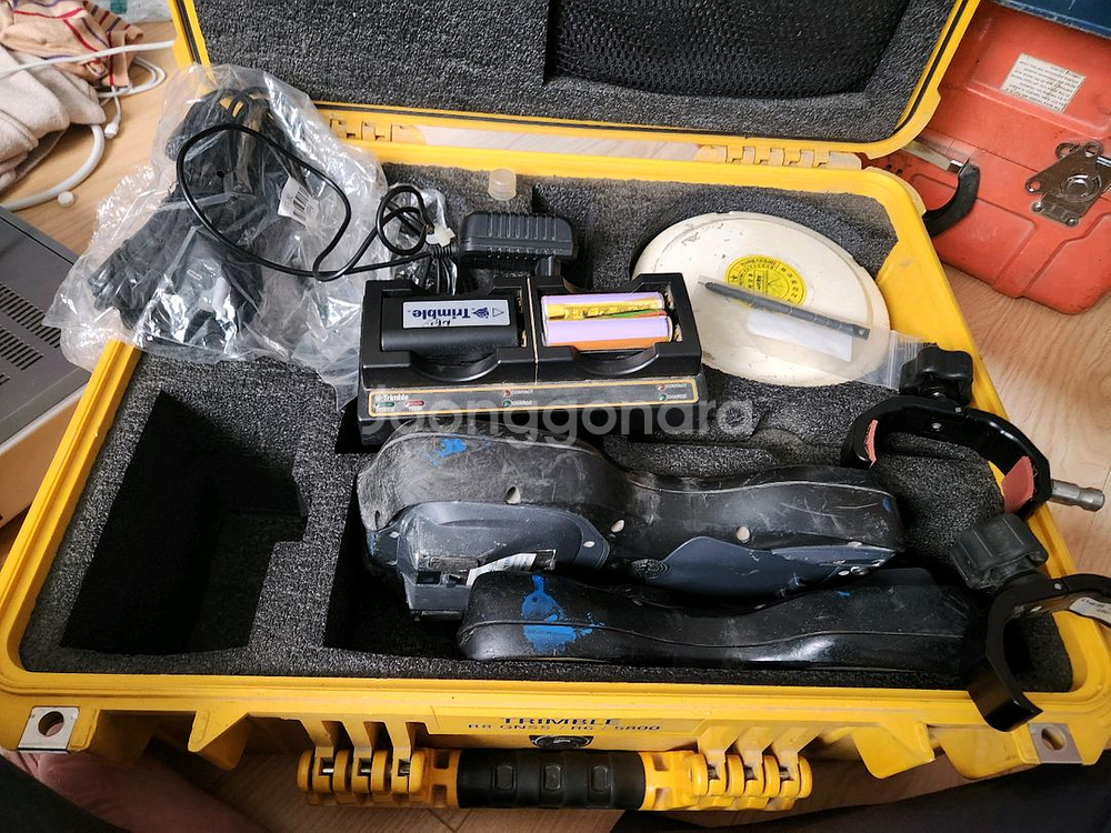 트림블 R8 GNSS 수신기 TSC3--1