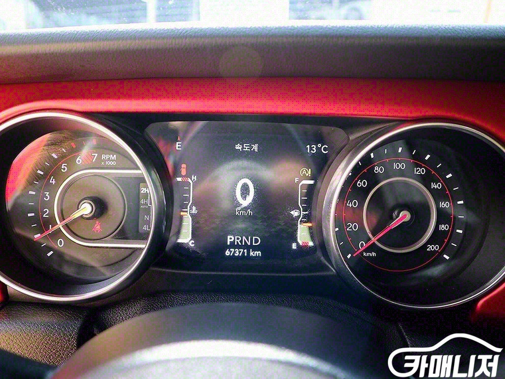 [지프]랭글러 (JL) 2.0 루비콘 4도어 파워 탑 이미지