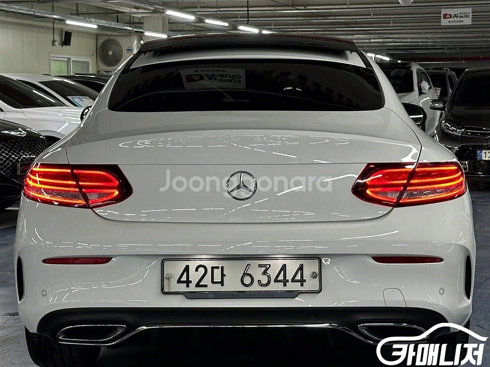 [벤츠]C클래스 W205 C220 d 4MATIC 쿠페--3