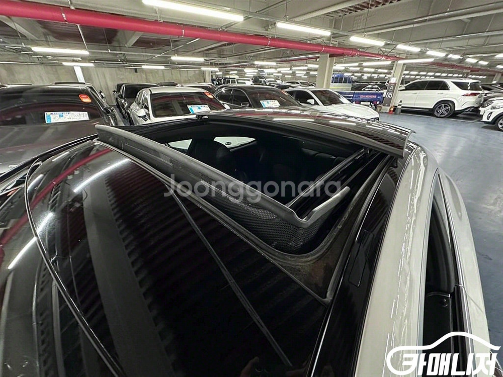 [벤츠]C클래스 W205 C220 d 4MATIC 쿠페--4