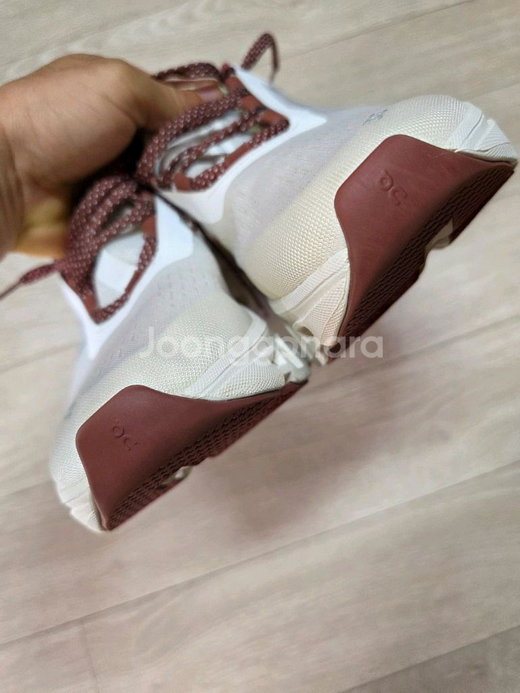 온러닝 클라우드몬스터 W8 (250)--7