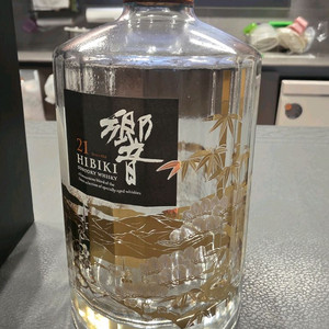 히비키 21년산 공병