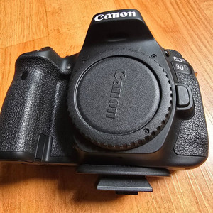 캐논 EOS 90D 카메라+렌즈+가방 팝니다