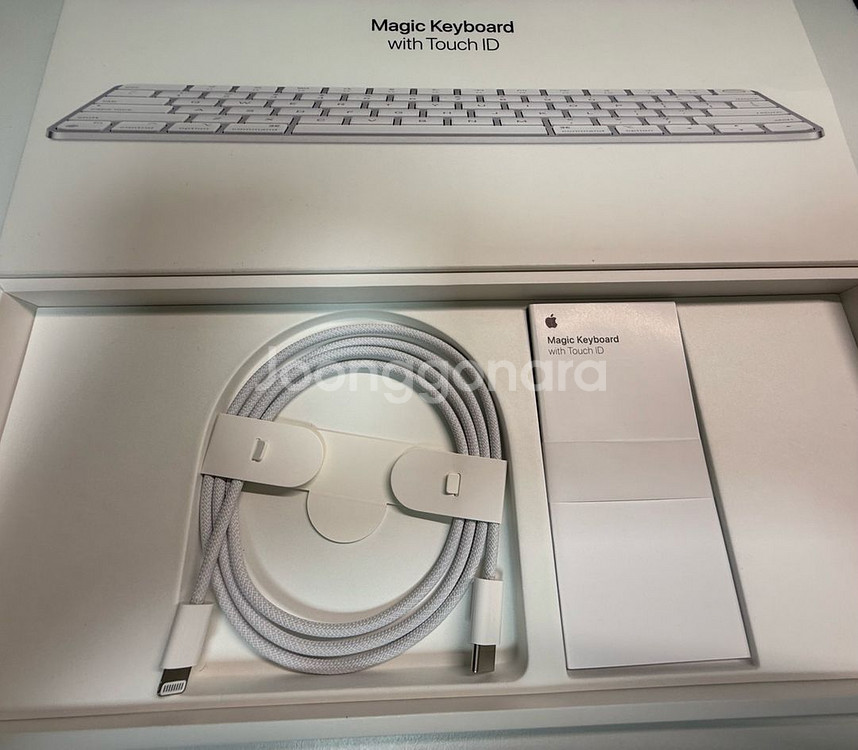 애플 매직키보드 터치ID 영문버전 신품급 박스풀셋 판매--2