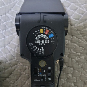 AUTO-300 SG TWIN 카메라 플래시