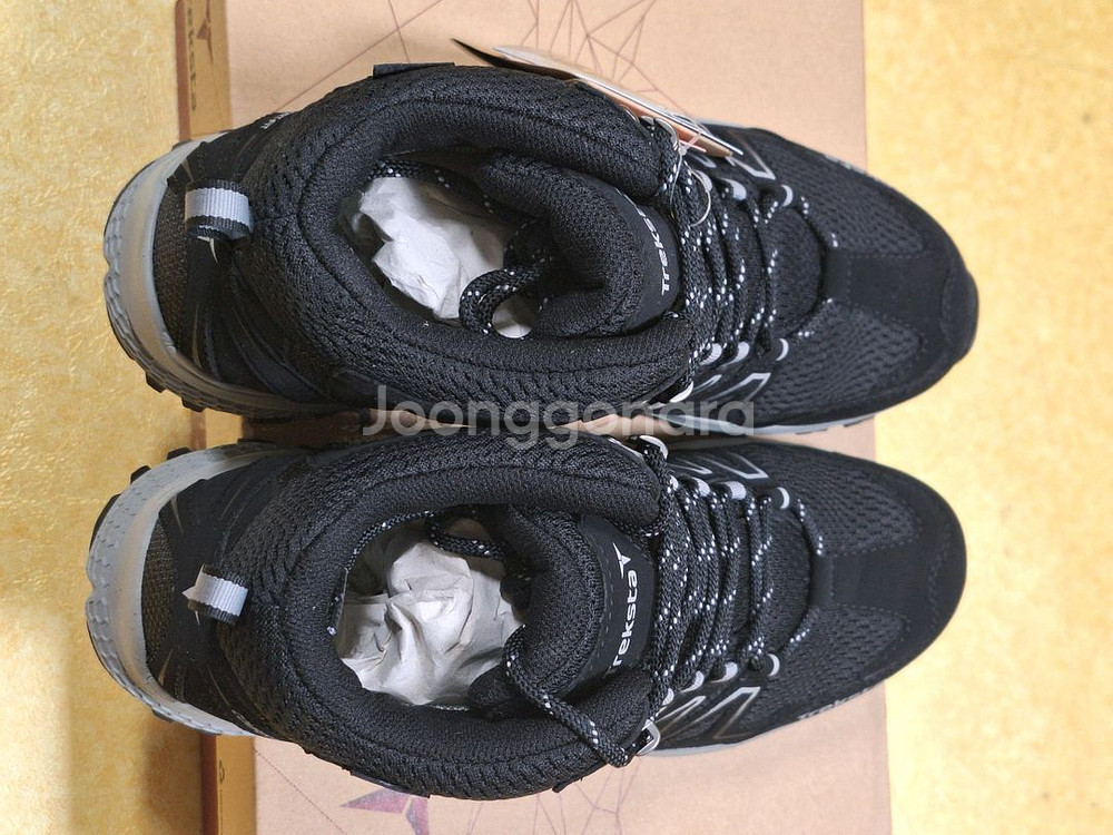 트렉스타 도브 미드 GTX 255 남성 등산화 블랙--1
