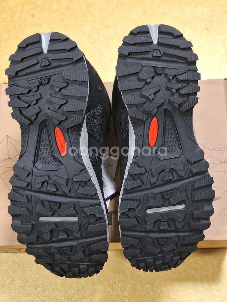 트렉스타 도브 미드 GTX 255 남성 등산화 블랙--2