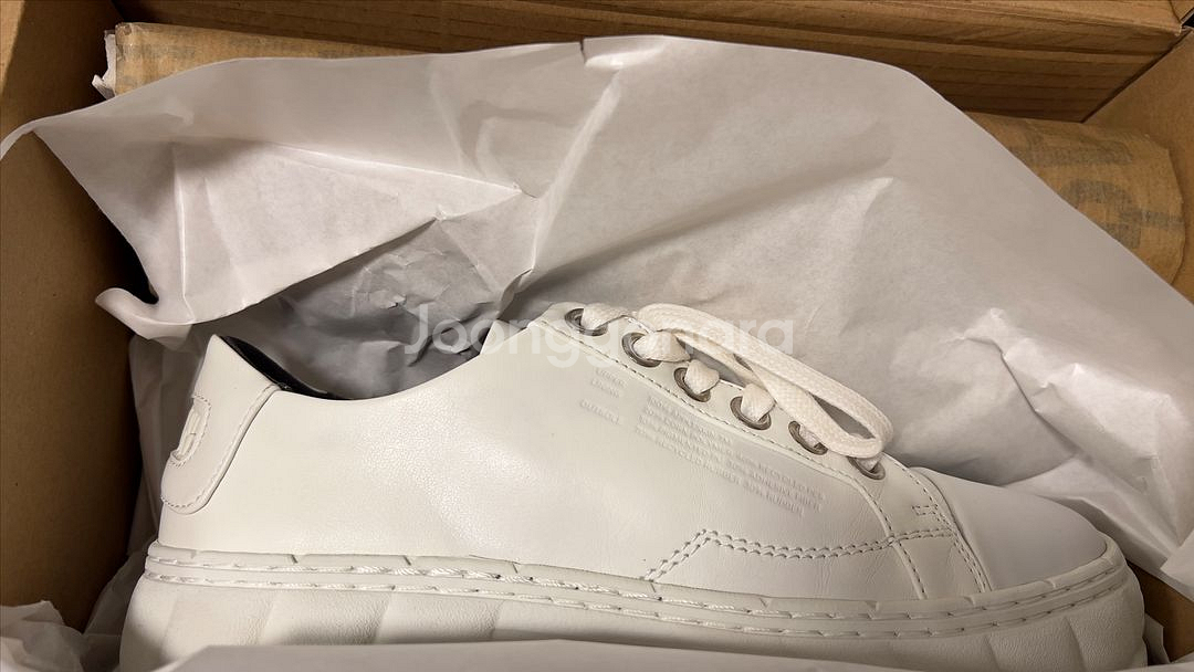 비론/VIRN사과가죽 흰색 스니커즈--0