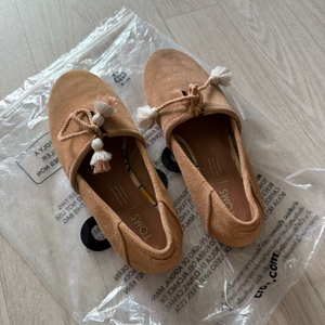 Toms 탐스 스웨이드 로퍼 230