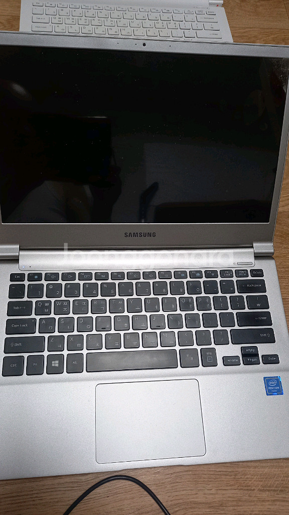 삼성노트북 nt900 2대부품용--2