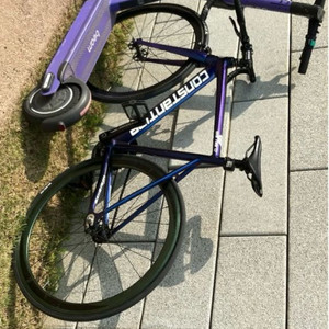 콘스탄틴 픽시 자전거