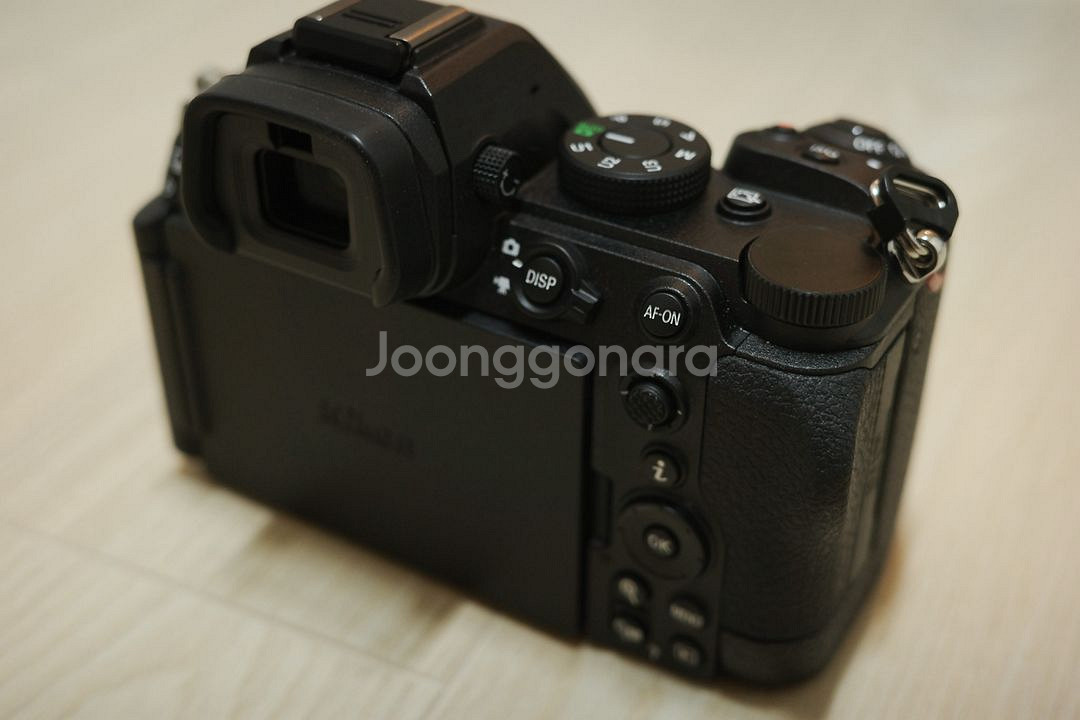 니콘 풀프레임 미러리스 Z5ii Z52--1