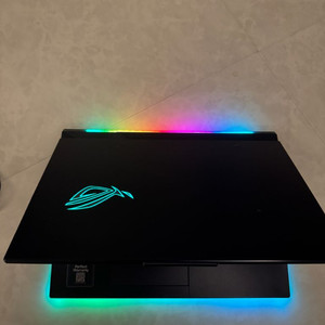 ASUS ROG STRIX G18