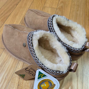 어그(UGG) 9사이즈(260) 새상품