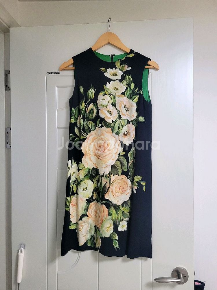 돌체앤가바나 원피스 블랙, 플라워 패턴 38사이즈--0