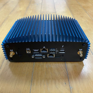 인텔 누크 미니 pc 무소음 NUC8 v5 PNF