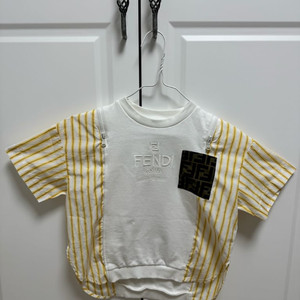 정품 펜디 로마 티셔츠