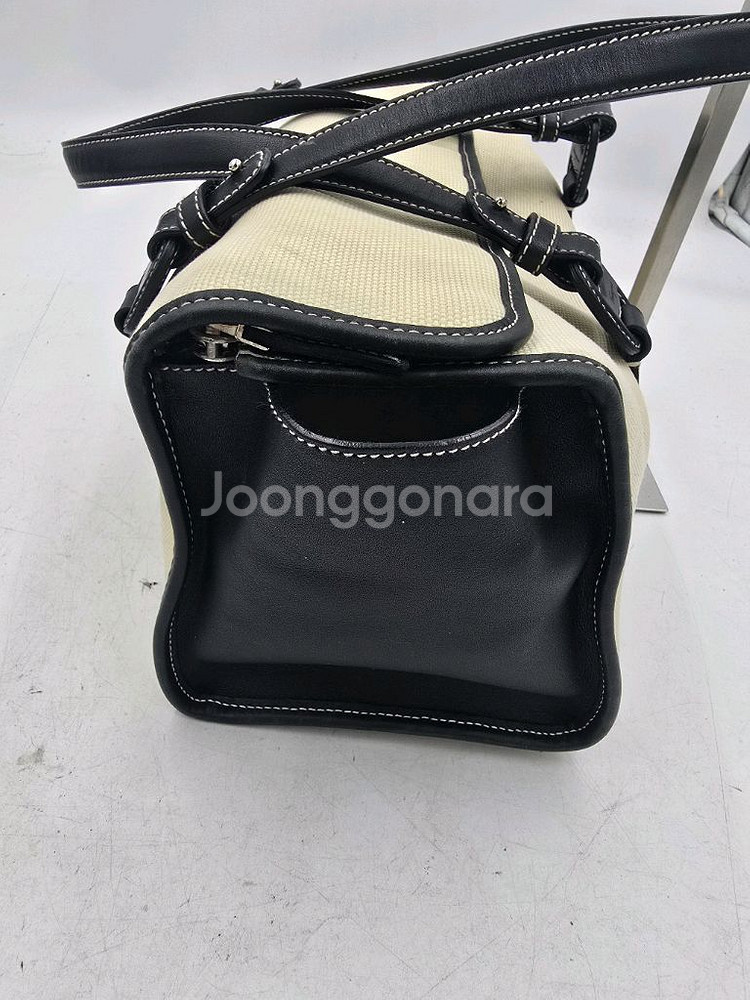 페레가모 캔버스 보스턴백--5