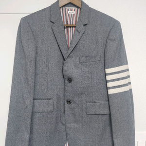 톰브라운(Thom Browne) 정품 4BAR 수트 셋