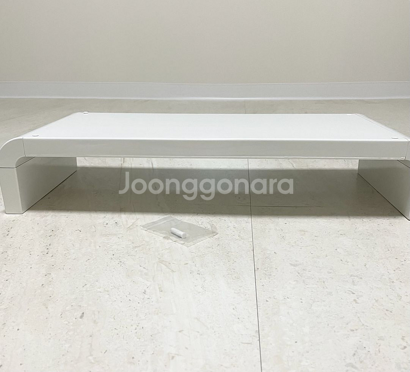 큐빅스 화이트 모니터 받침대 L--0