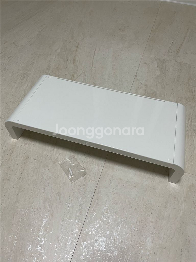 큐빅스 화이트 모니터 받침대 L--1