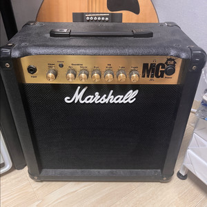 Marshall MG15R 기타 앰프