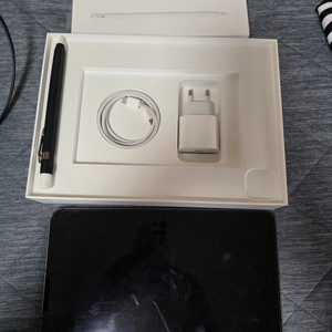 아이패드 프로 11 M1 128GB 셀룰러