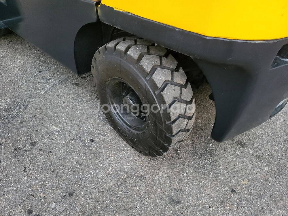 [중고지게차] 두산 D30S-7 2,98톤 3단 디젤--9