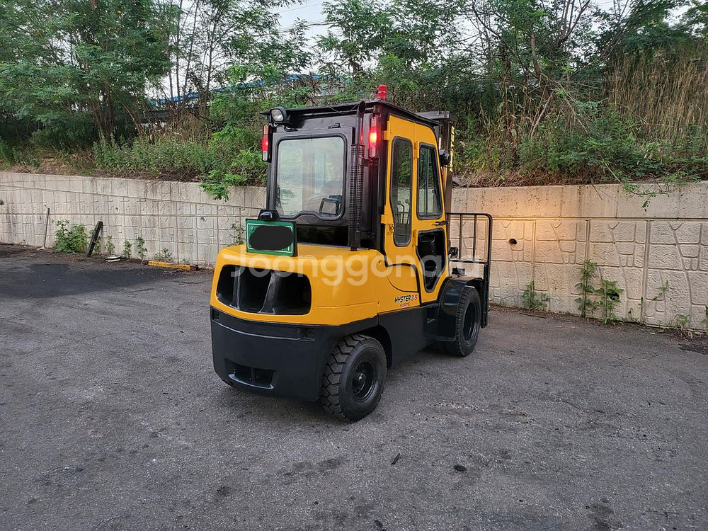 [중고지게차] 두산 D30S-7 2,98톤 3단 디젤--3