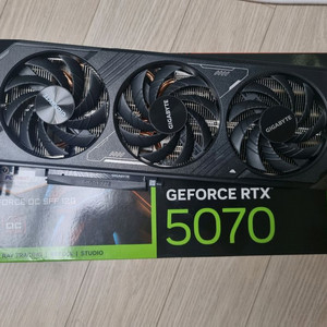 기가바이트 rtx 5070 윈드포스 팝니다