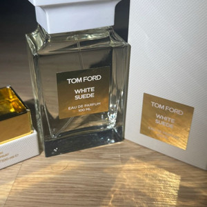 톰포드 화이트스웨이드 100ml 새상품