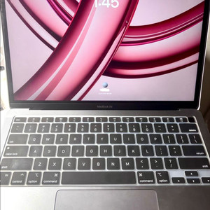 MacBook Air 13 M1스페이스 그레이macOS
