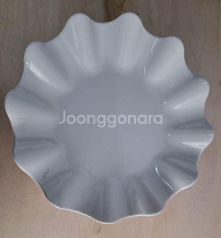 멜라민 소재? 화이트 물결접시--0