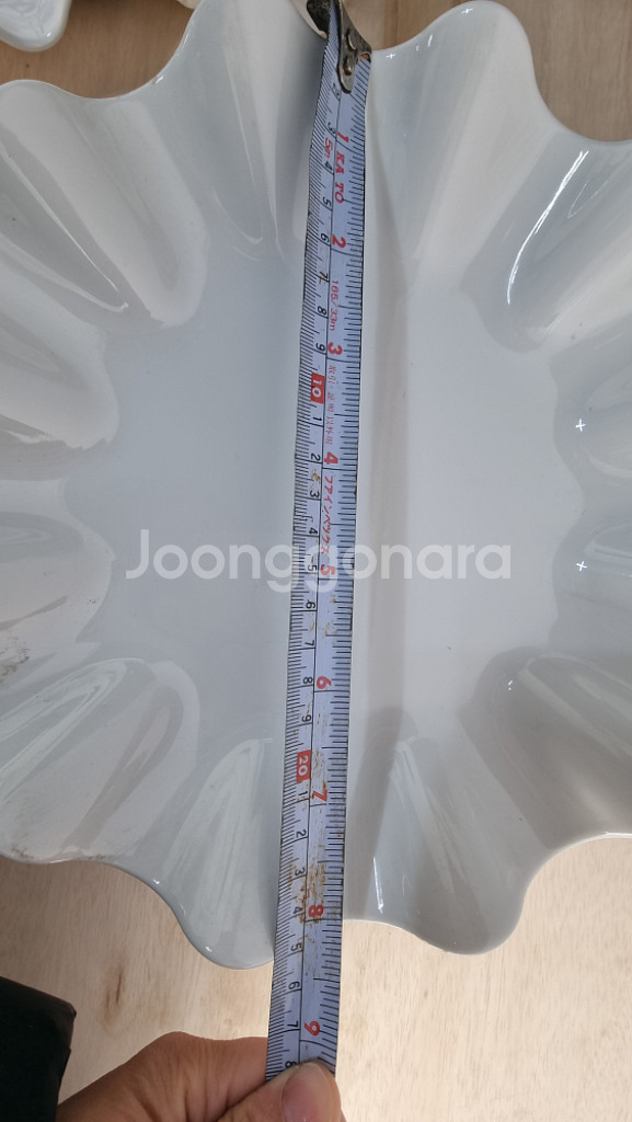 멜라민 소재? 화이트 물결접시--1