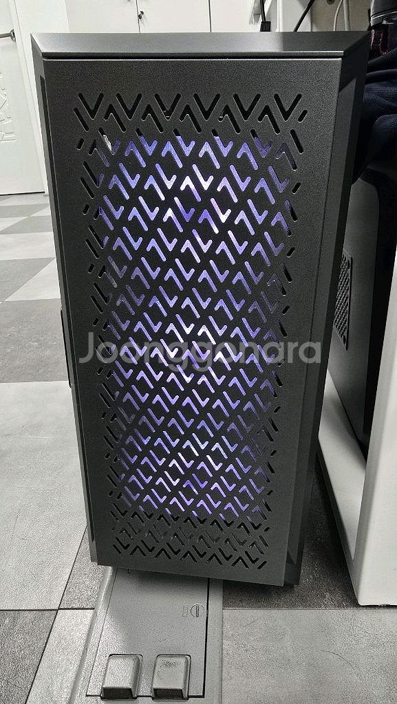 가성비 게이밍컴퓨터 팔아요(현재 신품 견적 150만원)--0