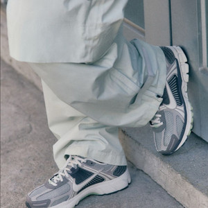 나이키 줌 보메로 5 W NIKE ZOOM VOME
