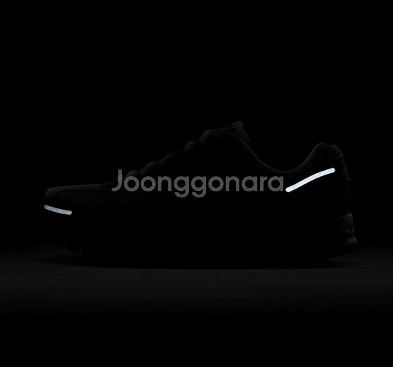 나이키 줌 보메로 5 W NIKE ZOOM VOME--4