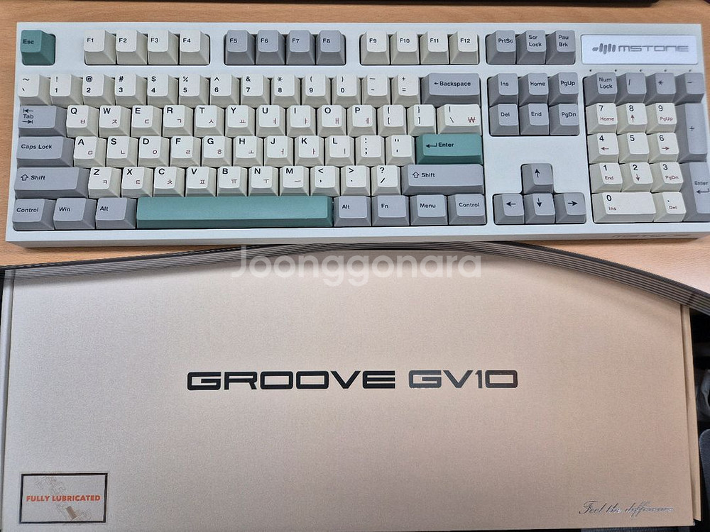 엠스톤 Groove GV10 밀키축 v2 45g 키보드--0