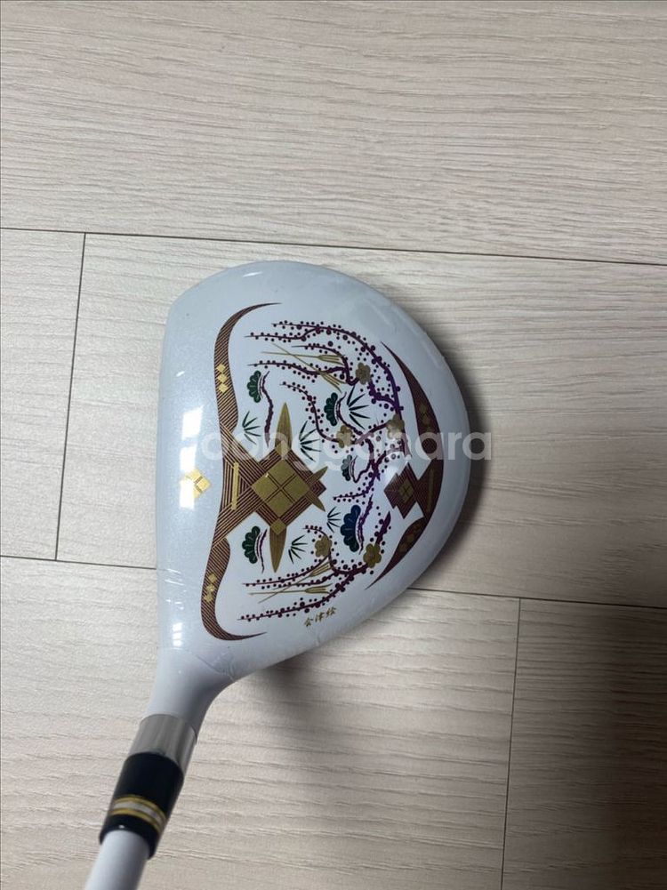 새제품 혼마 베레스 아이주 2스타 여자5번우드--1