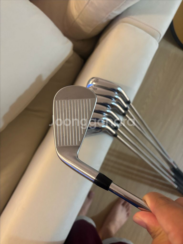 타이틀리스트 T200 아이언세트 골프채 팝니다.--3