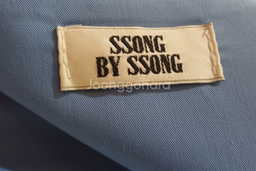 쏭바이쏭 SSONG BY SSONG 여성 셔츠 감성라벨--3