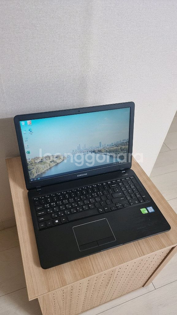 삼성노트북(nt500r5w)팝니다.(15.6인치)--0