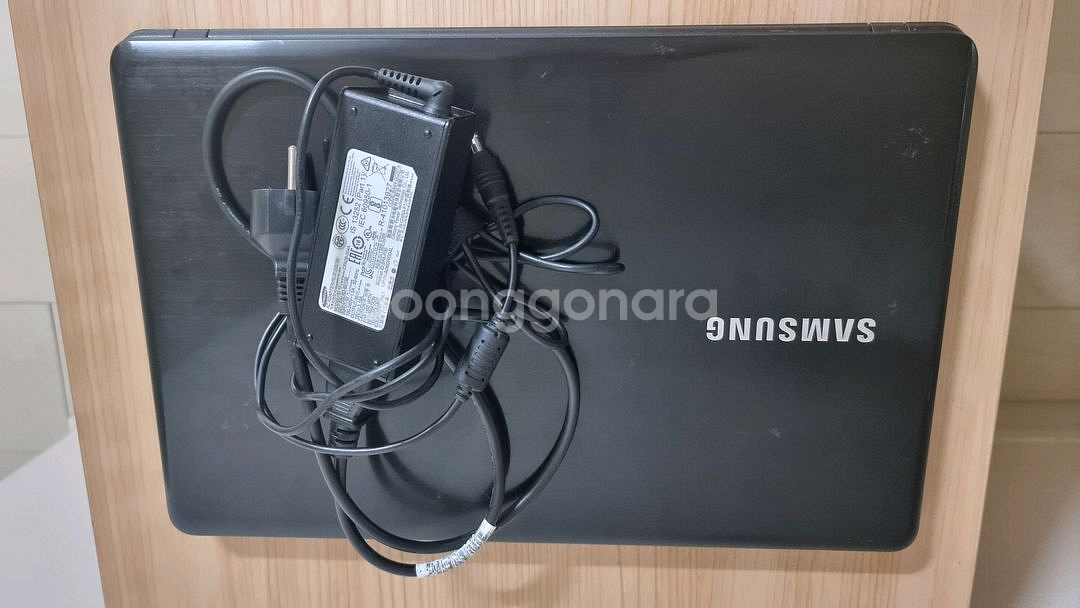 삼성노트북(nt500r5w)팝니다.(15.6인치)--7