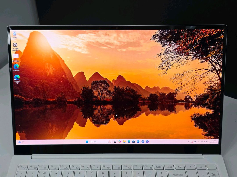 갤럭시북2 프로 15.6인치 i5 12세대CPU탑재 이미지